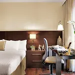 Hotel By Marriott East 4*