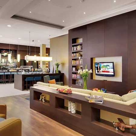 By Marriott East 4* München