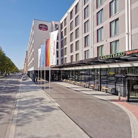Hotel By Marriott East