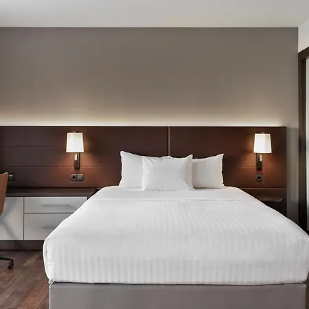 By Marriott East Hotel München