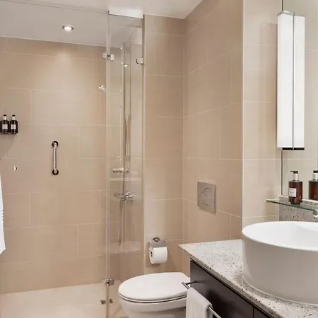 Отель By Marriott East