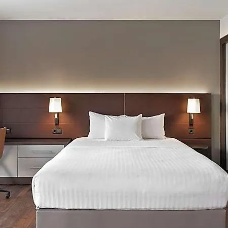 By Marriott East Otel Münih