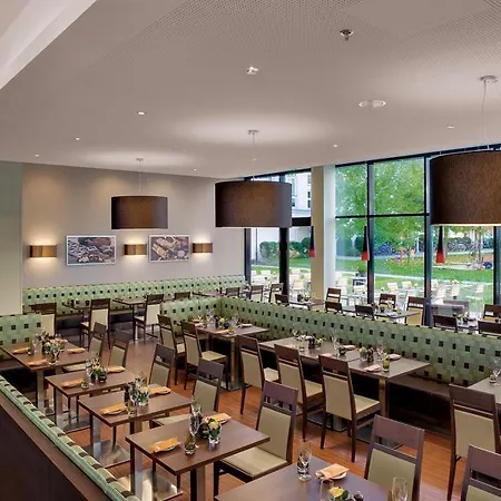 By Marriott East 4* Мюнхен