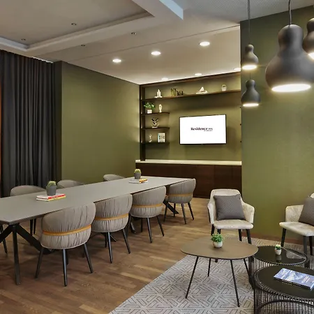 By Marriott East Отель 4*