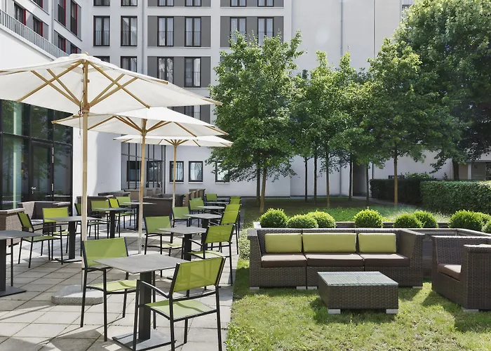 By Marriott East 4*
