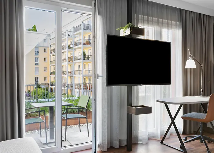 By Marriott East Hotell München